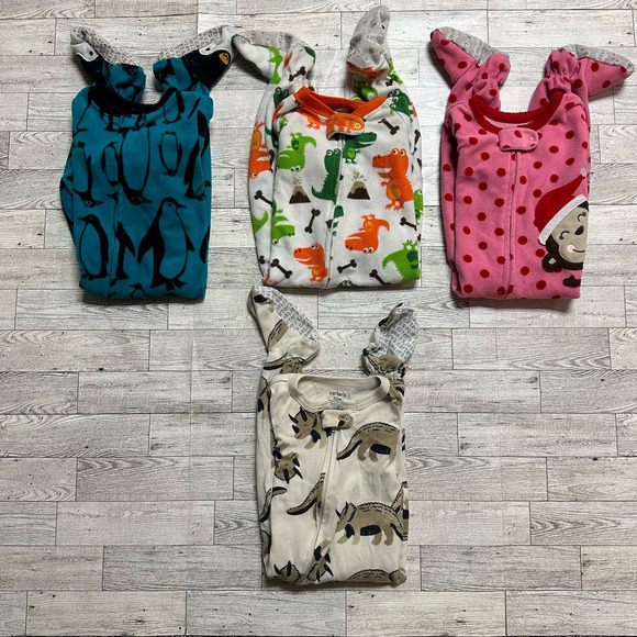 Carters One Piece Fleece Lot of 7 Pajamas | Multicolors | 12 Months - Picture 2 of 6